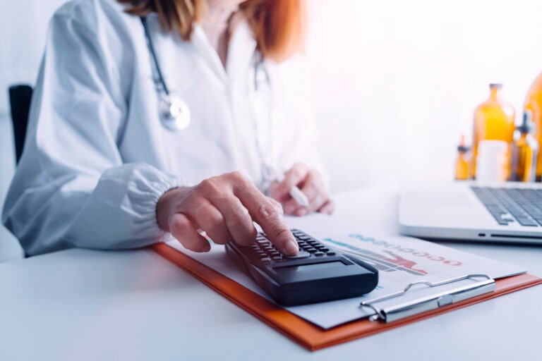 Gestão financeira para clínicas médicas: como administrar com previsibilidade?